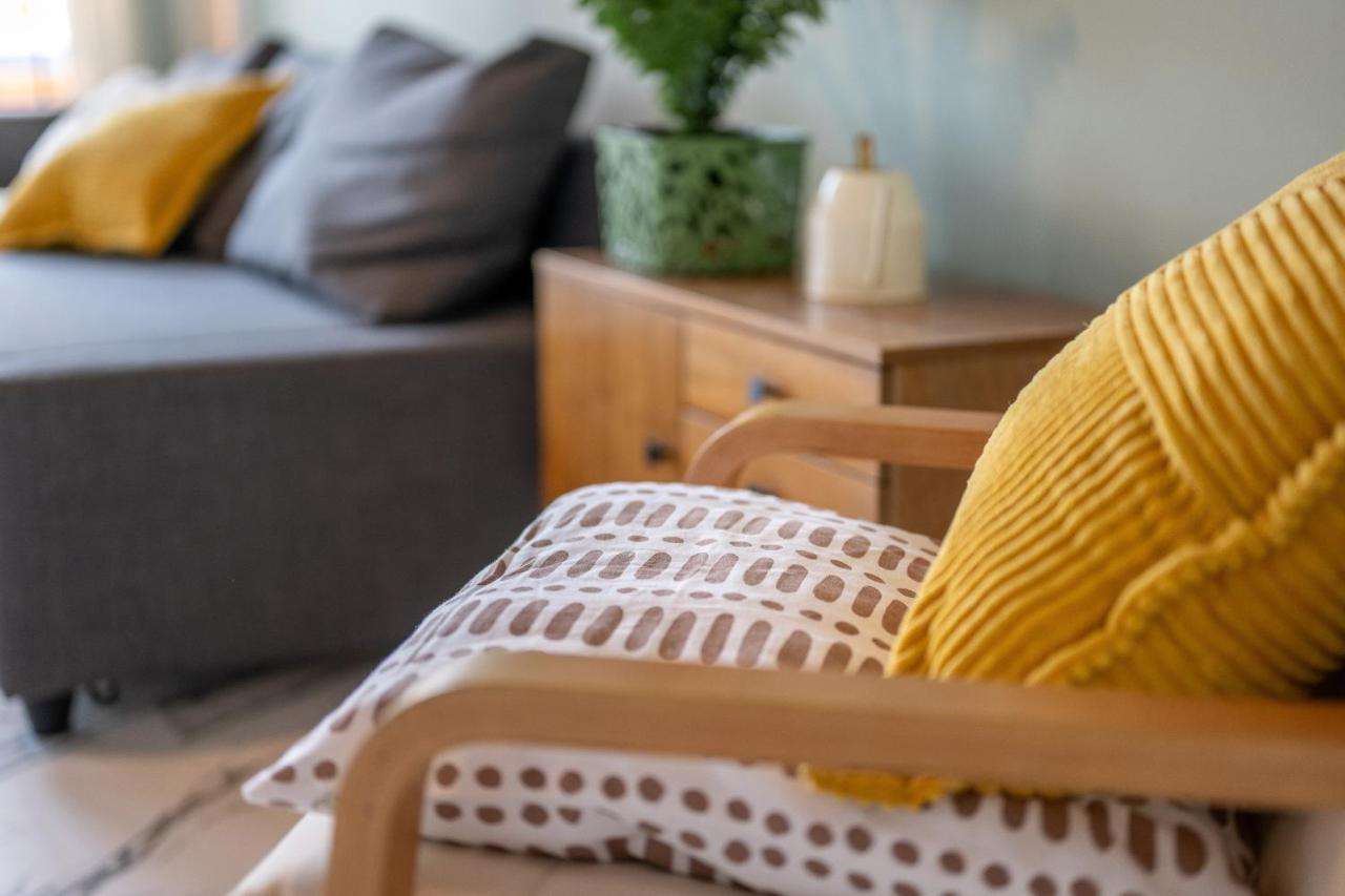 Wohlfuehlwohnung Mit 25 Qm Terrasse, Netflix Koblenz  Exterior foto